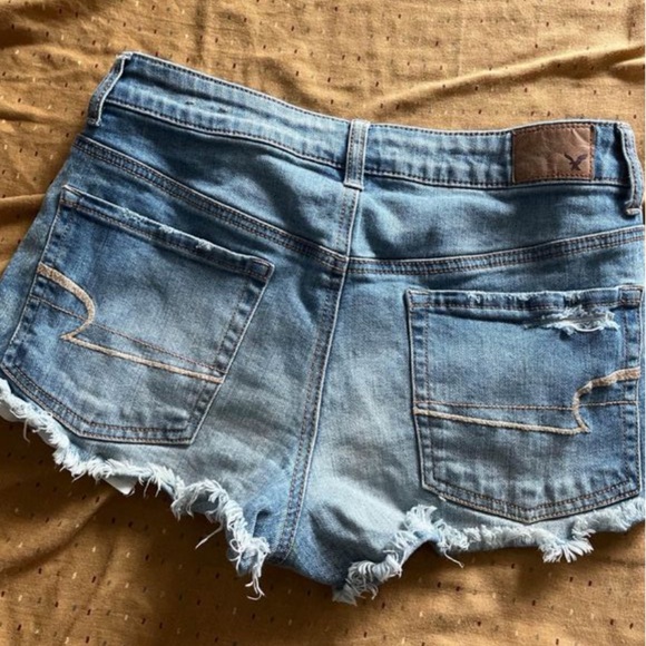 American eagle high rise denim shorts - Picture 3 of 3